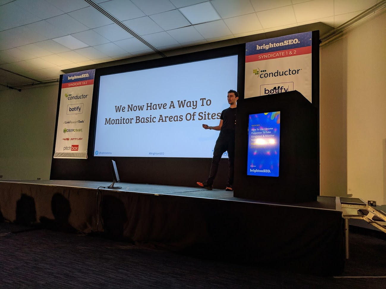 Tom Pool onstage at Brighton SEO